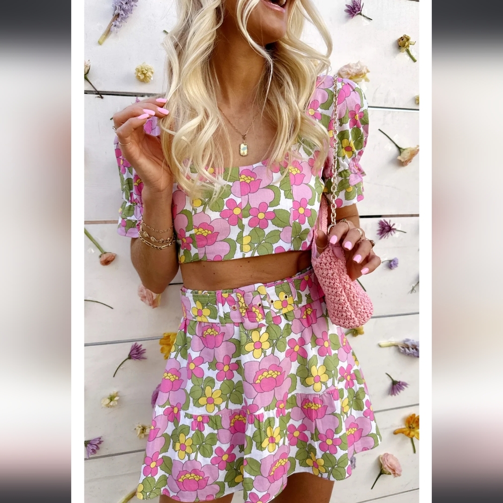 NWT Show me your mumu Fiona Skirt in Fresh Floral